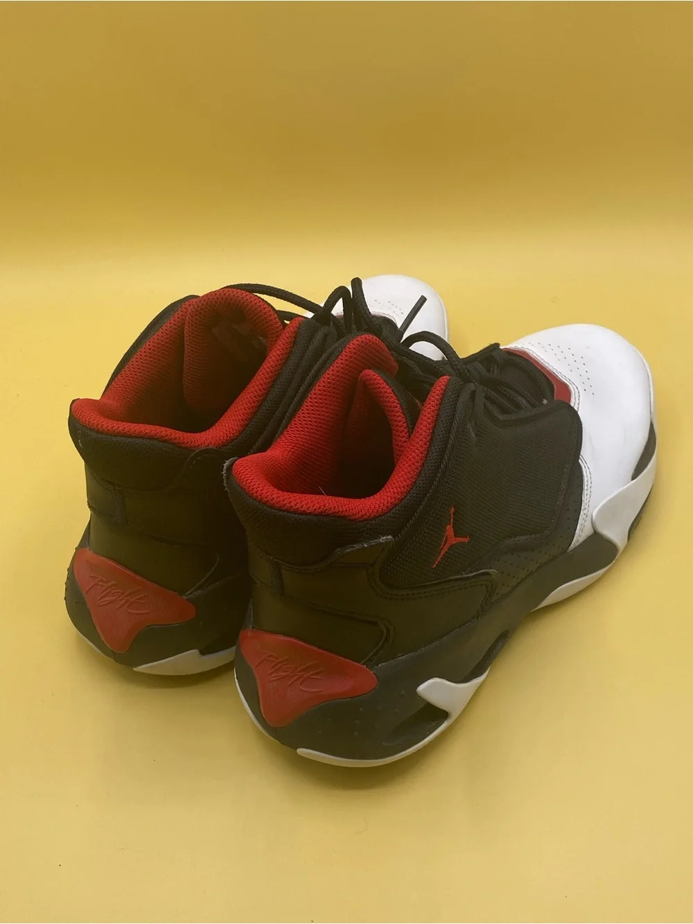 Jordan Max Aura 4 